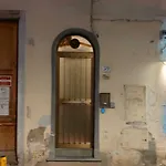 La Casa Del Murales Per 6 Persone Vicino Al Mercato